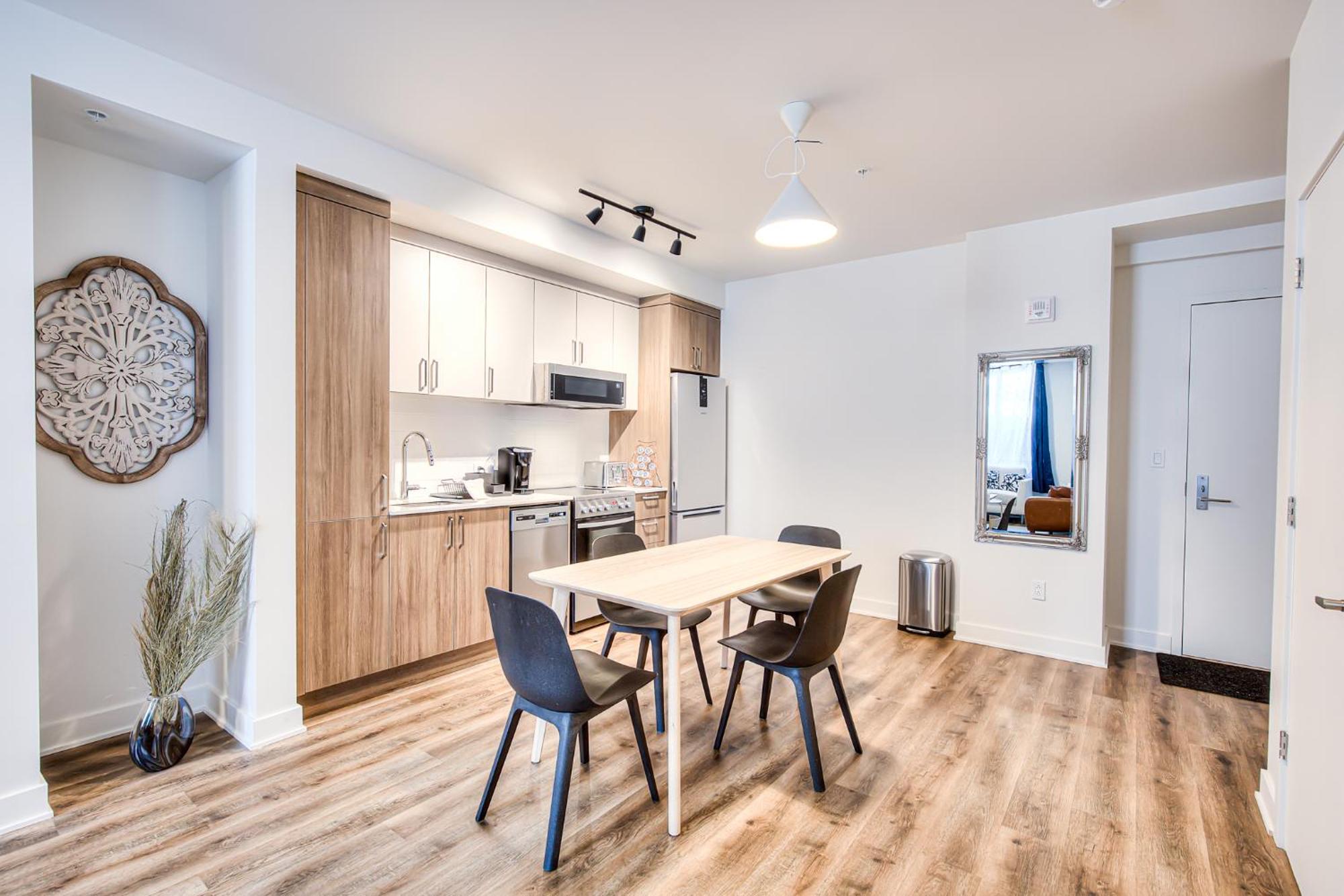 2Br+Gym For Vip Corporate & Students Downtown Mtl Apartment Montreal Exterior photo