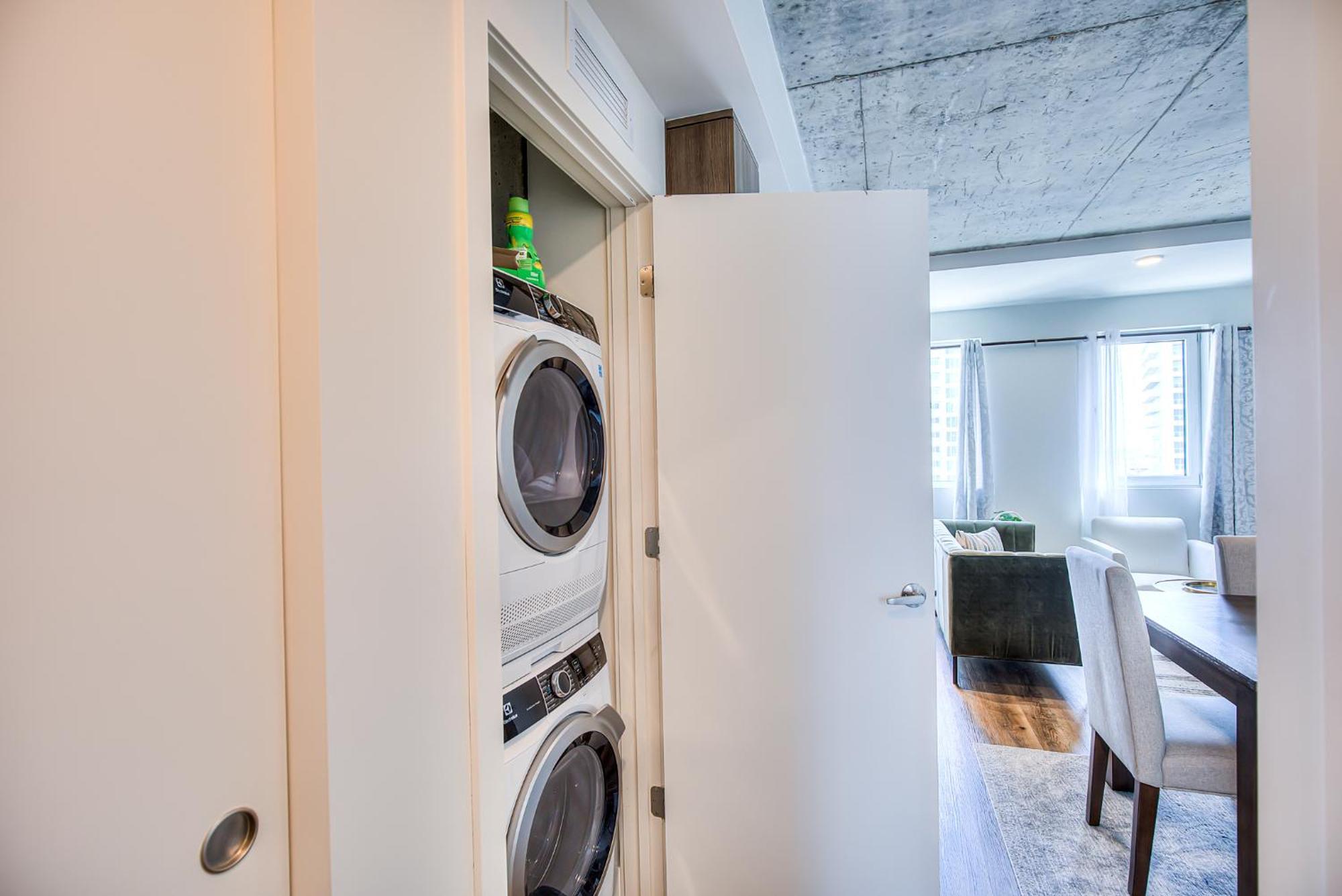 2Br+Gym For Vip Corporate & Students Downtown Mtl Apartment Montreal Exterior photo
